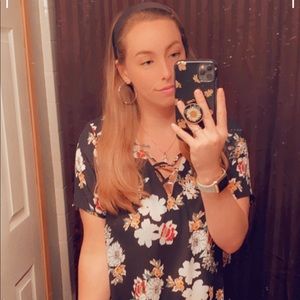 Meet your Posher, Christia